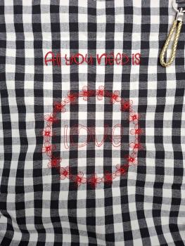 Preview: Umhängetasche detail