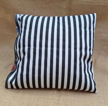 Preview: Kissen hinten