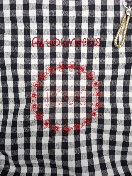 Umhängetasche detail